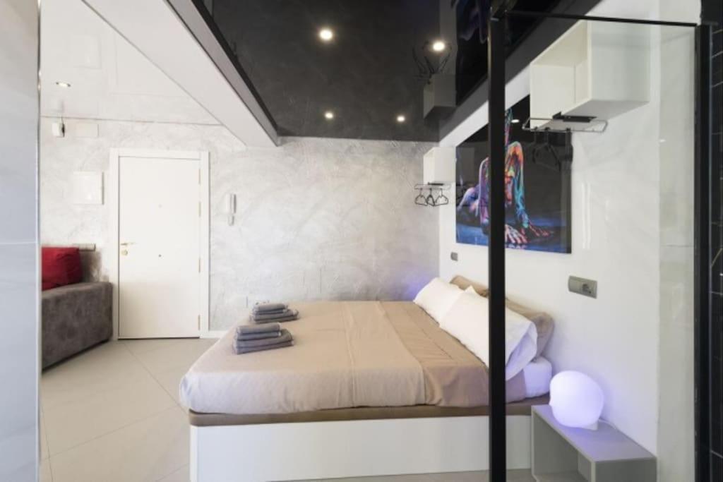 True Colours , Center By Namaste Elite Apartment Torremolinos
