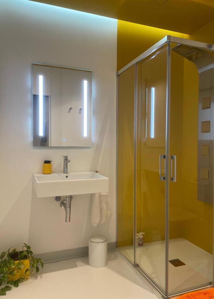 Lahola Glam Apartment