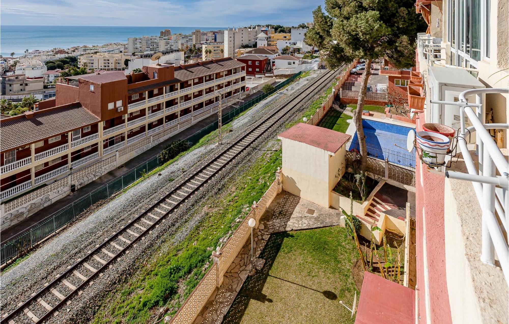 1 Bedroom Stunning In Apartamento Torremolinos