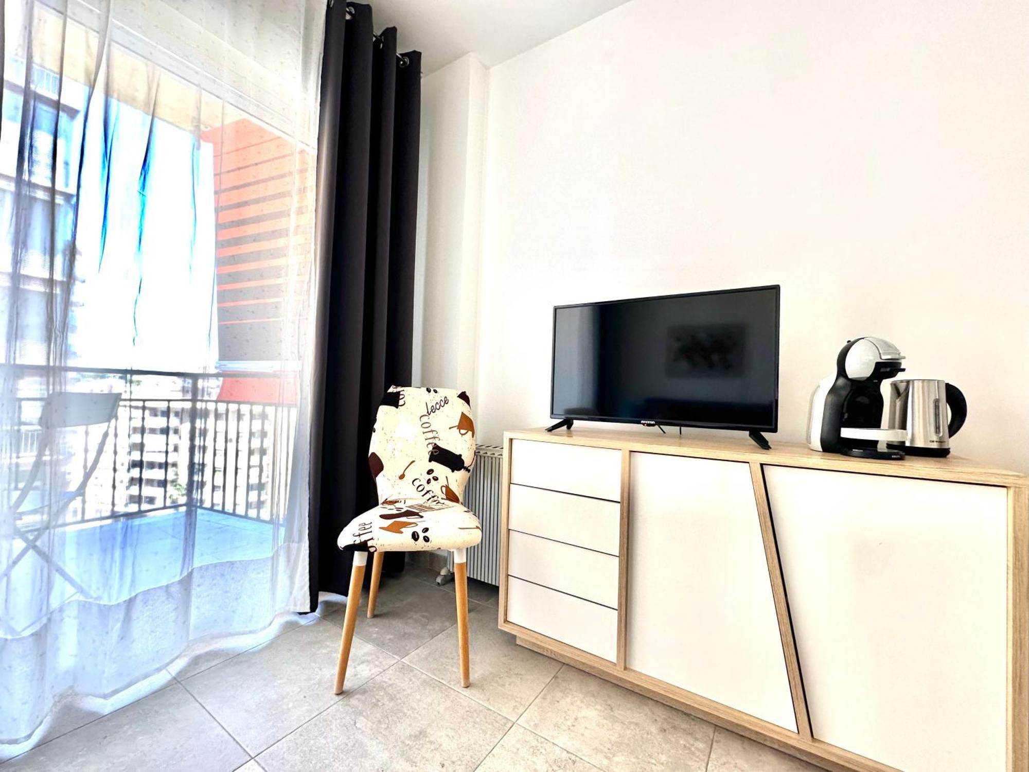 Vis8-nuevo, Centro A 5 Minutos, Playa A 850 Metros, Wifi, Terraza Apartamento *