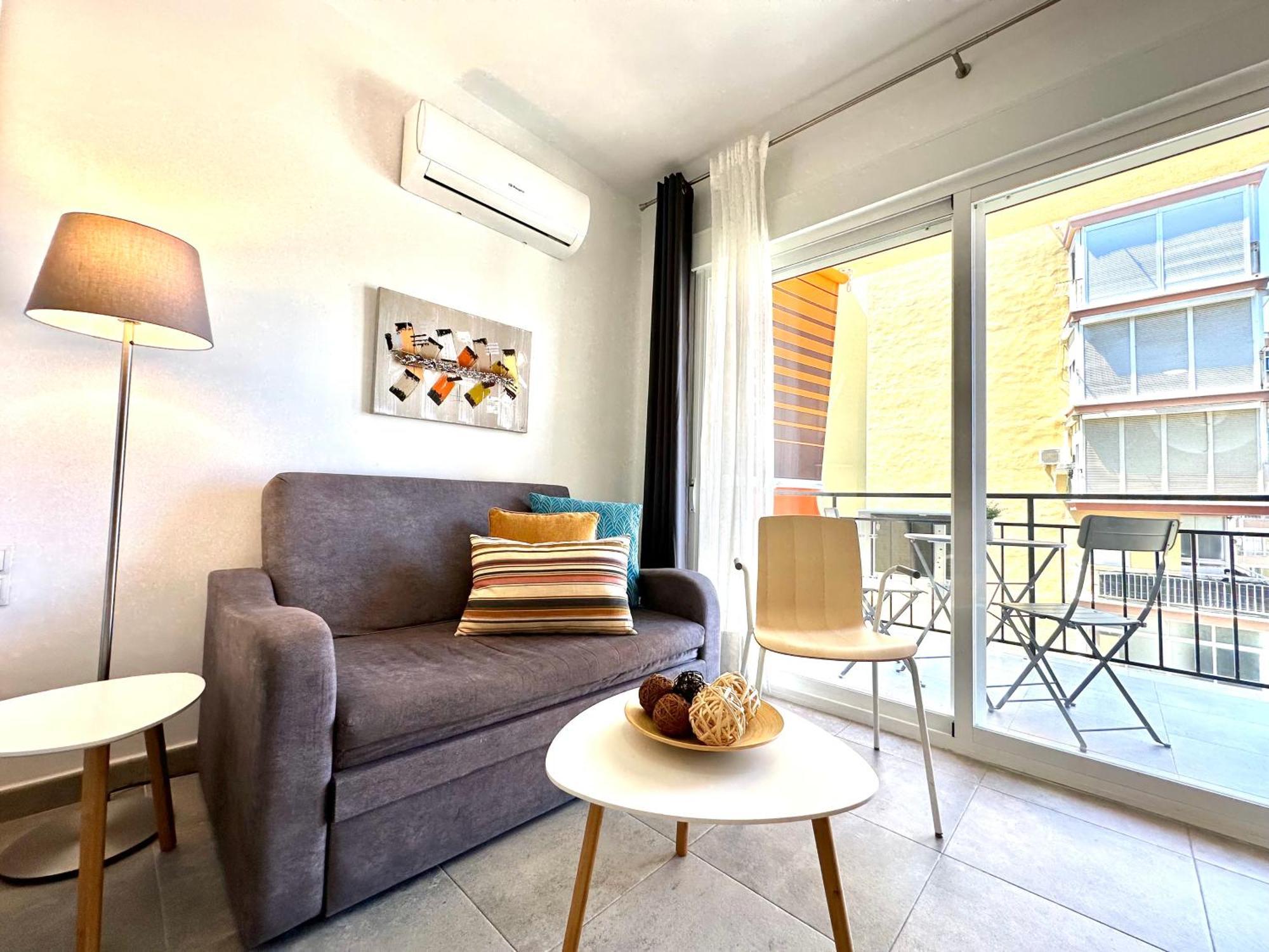 Vis8-nuevo, Centro A 5 Minutos, Playa A 850 Metros, Wifi, Terraza Apartamento Torremolinos