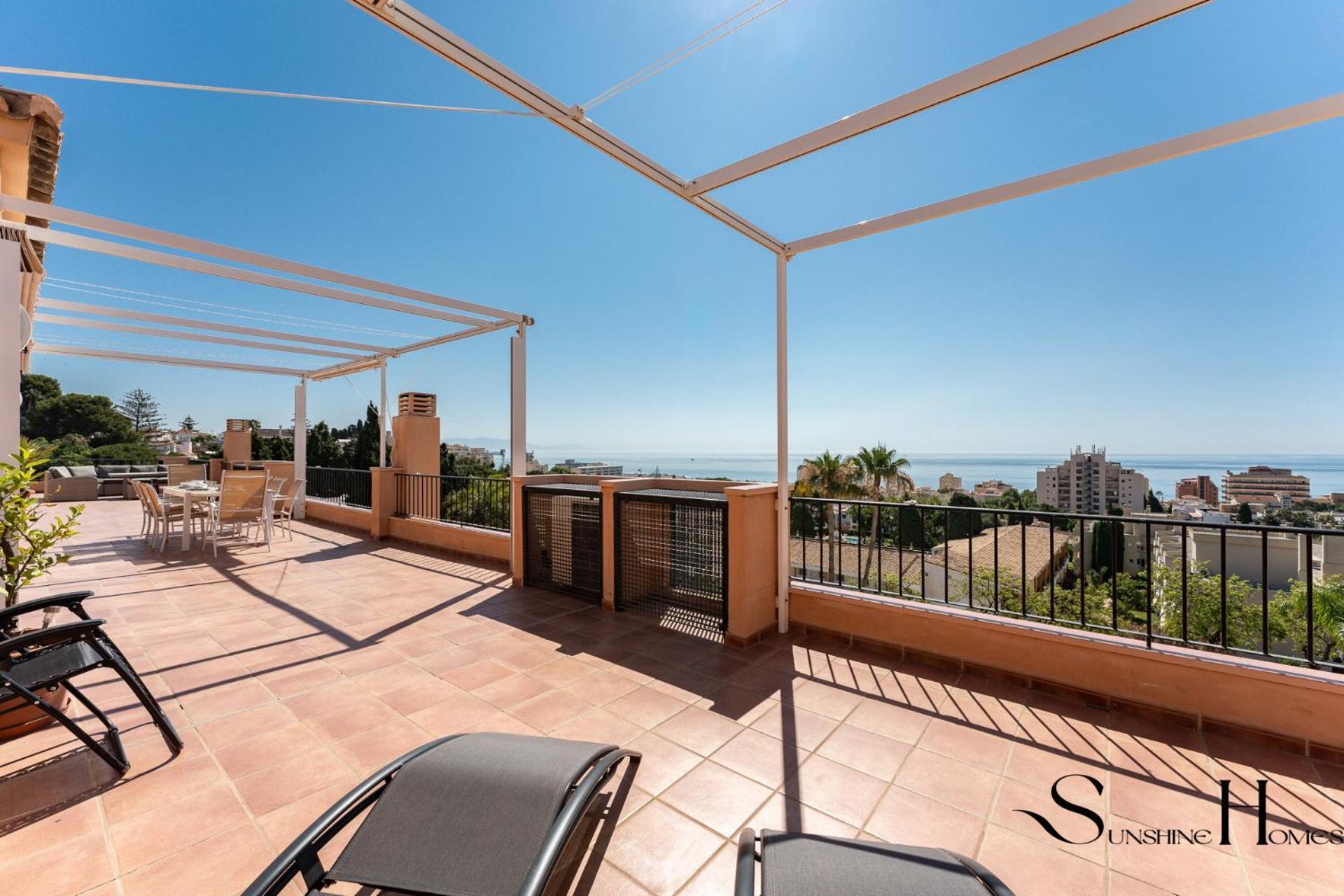 Apartamento Magnificent 4br Oasis, Panoramic Terrace, Pool And Parking