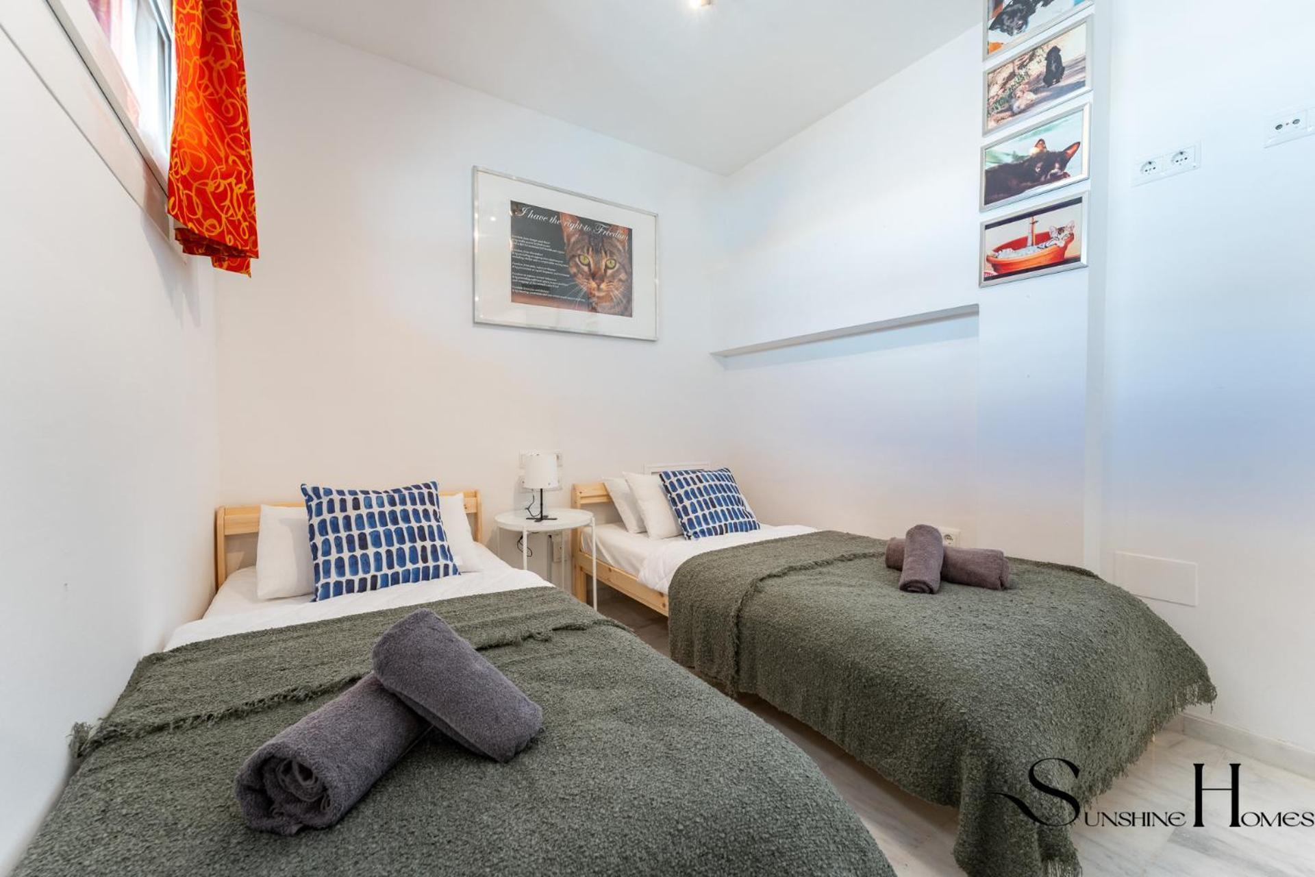 Magnificent 4br Oasis, Panoramic Terrace, Pool And Parking Apartamento *