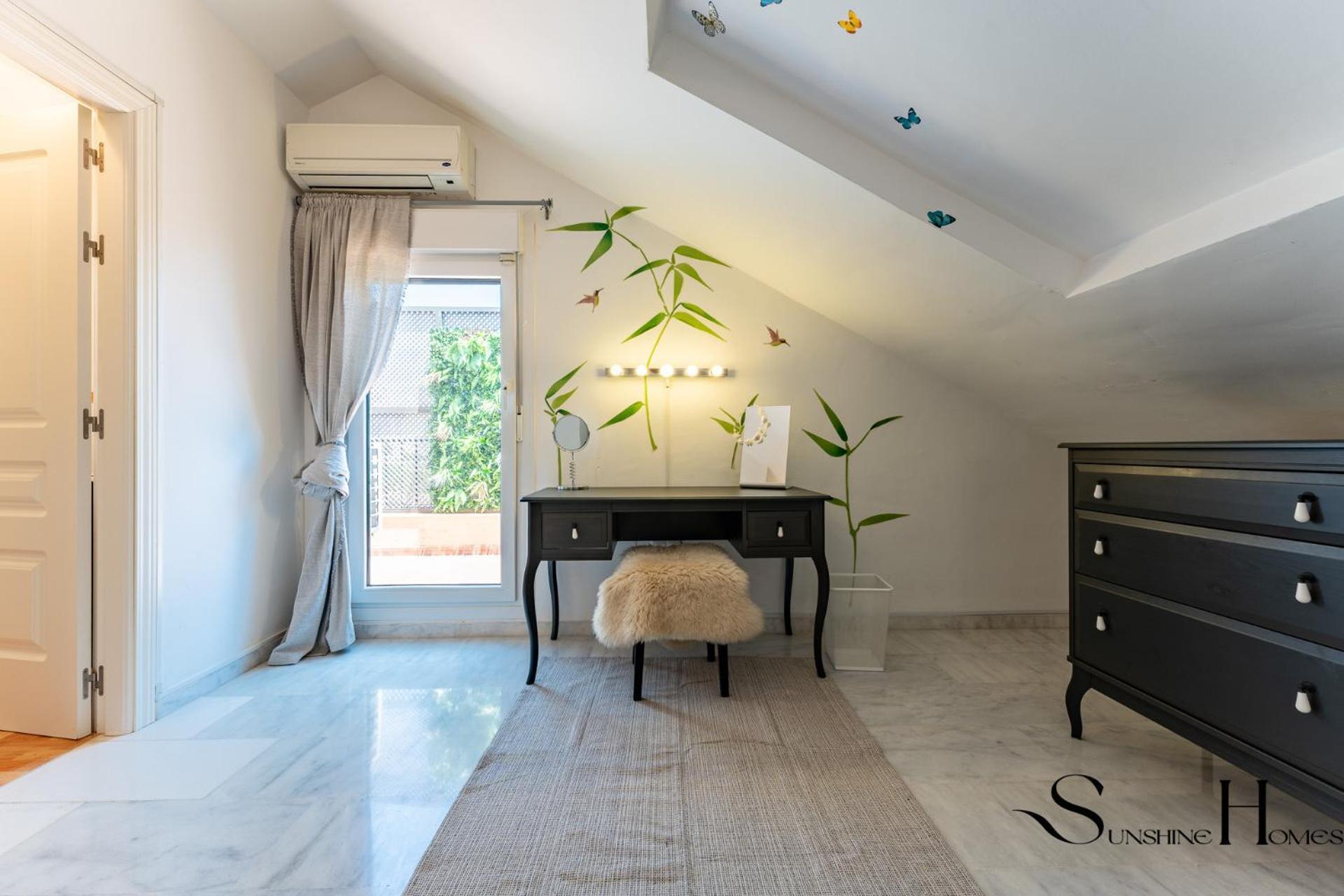 Magnificent 4br Oasis, Panoramic Terrace, Pool And Parking Apartamento Torremolinos