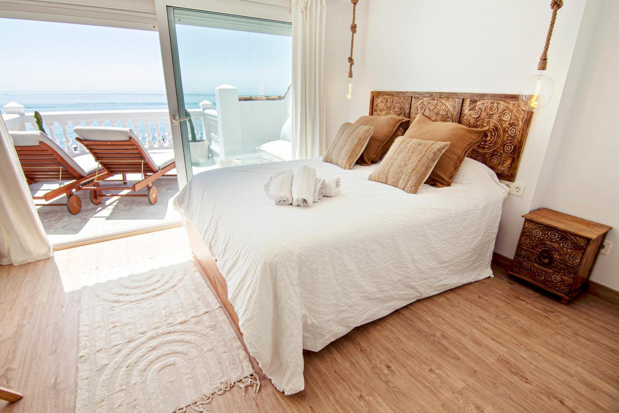 Mara's Seaviews - First Line - Duplex Penthouse Apartamento Torremolinos