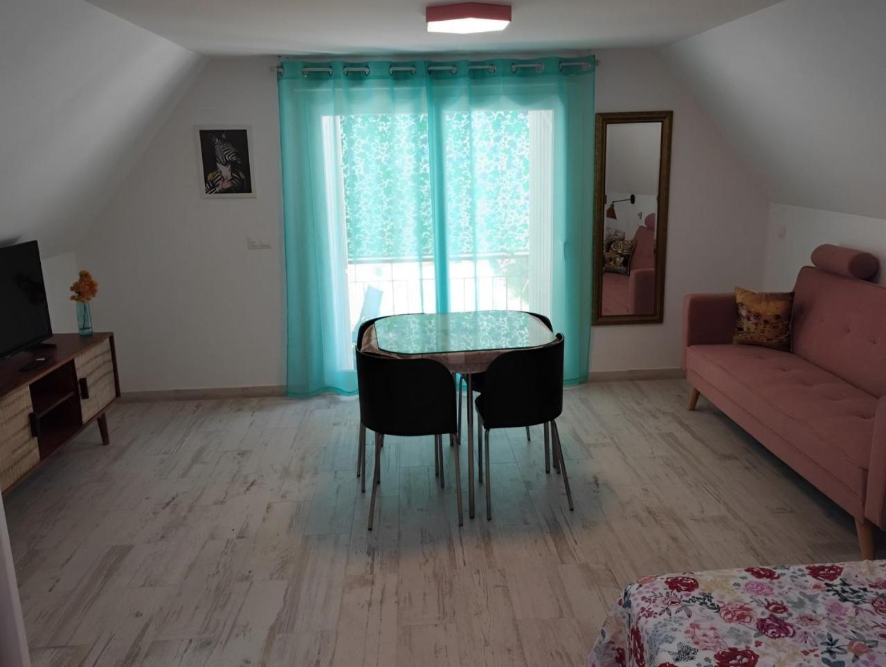 Hexagonal En Apartamento