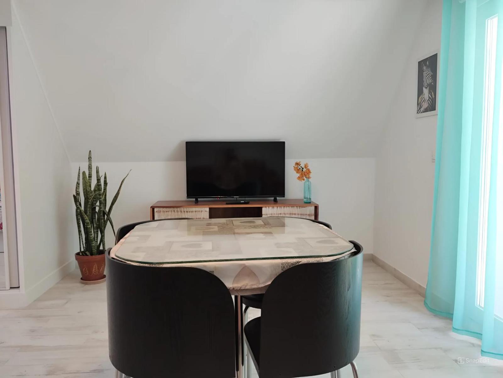 Apartamento Hexagonal En *