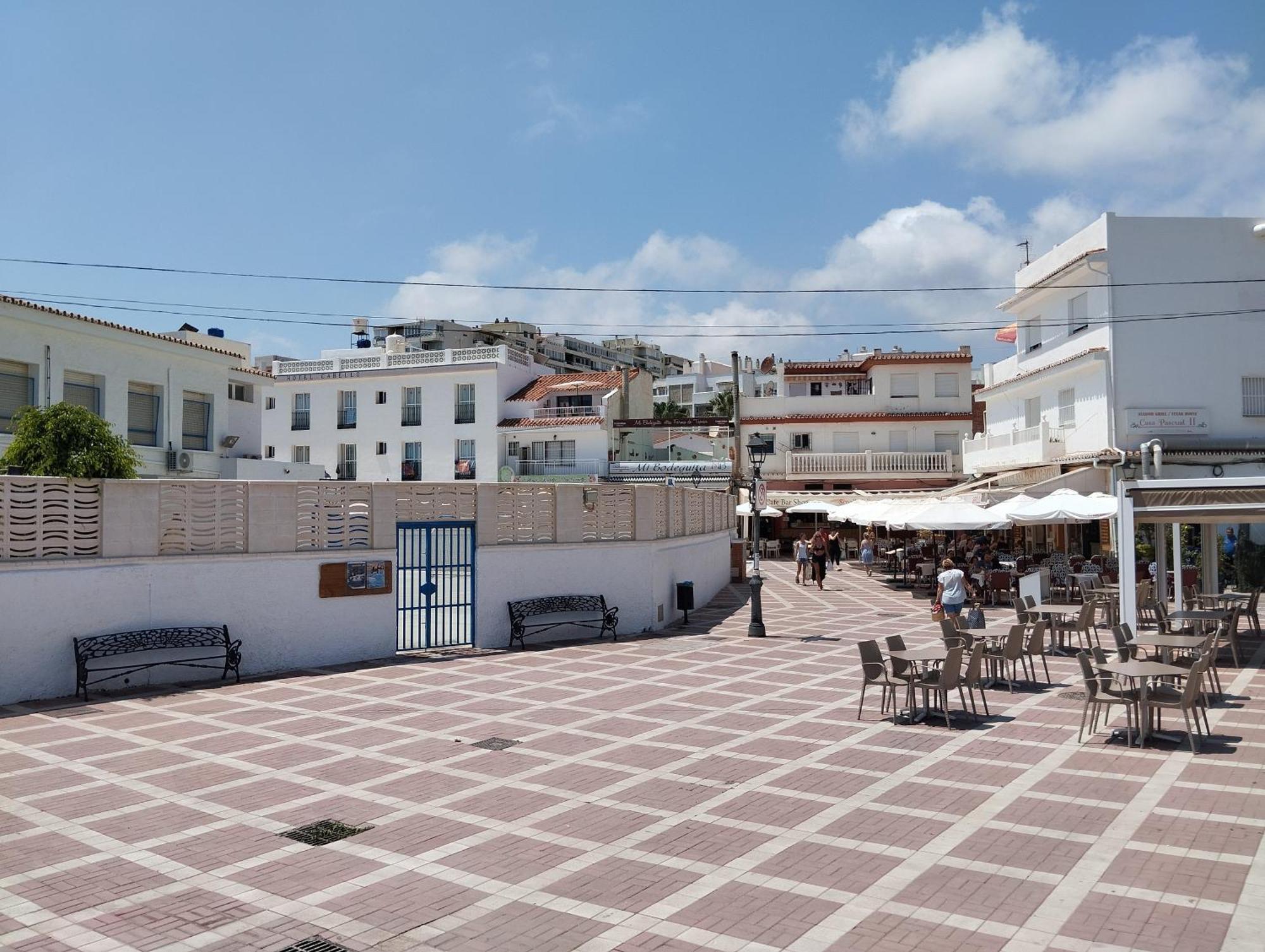 Lidia Planta 1, La Carihuela 1ª Linea Playa, Vistas Mar, 1 Dormitorio, 52 M2, 1-3 Huesped, Amplio Balcon, Wifi *