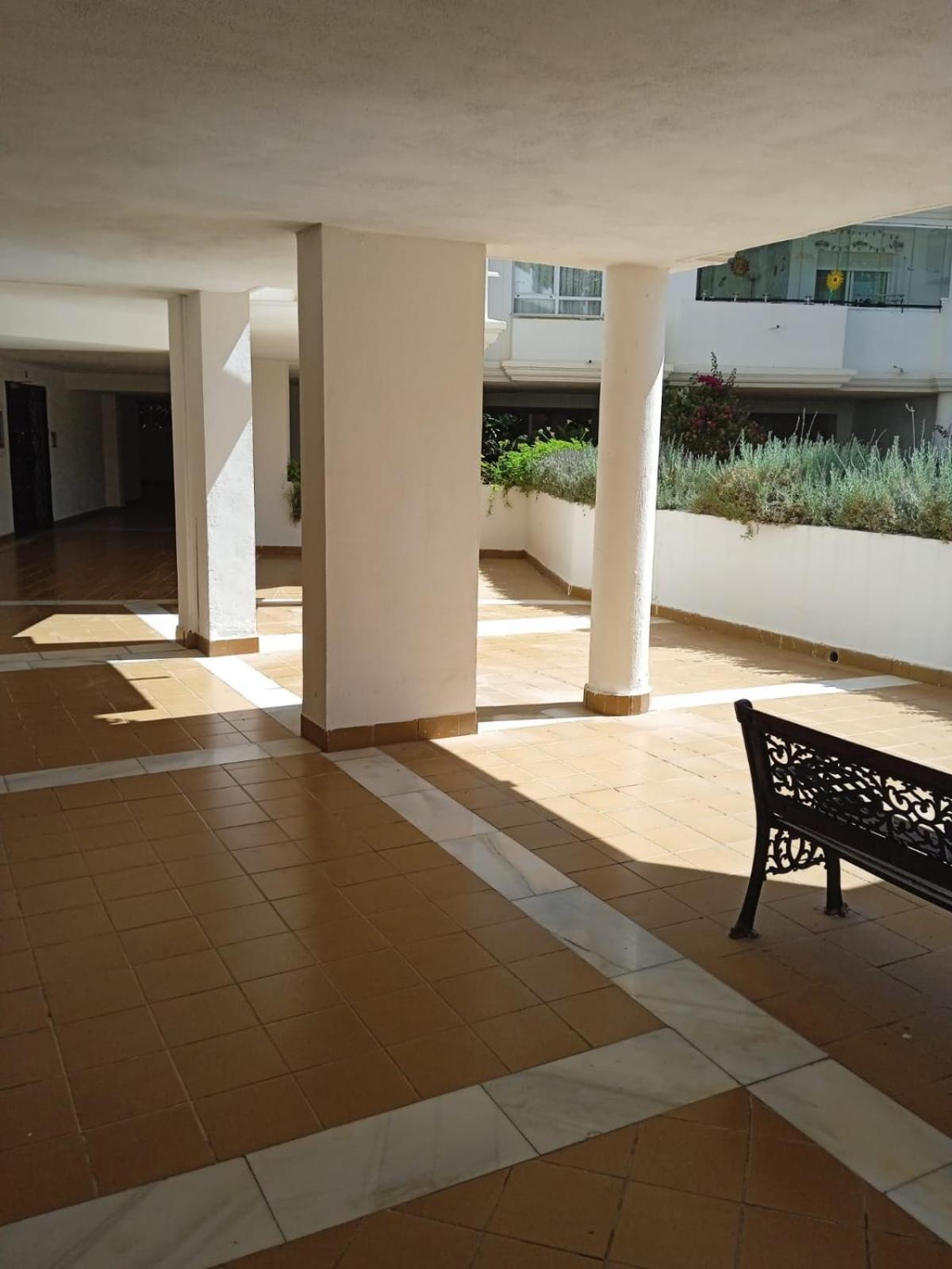 Nidos Carihuela Torremolinos