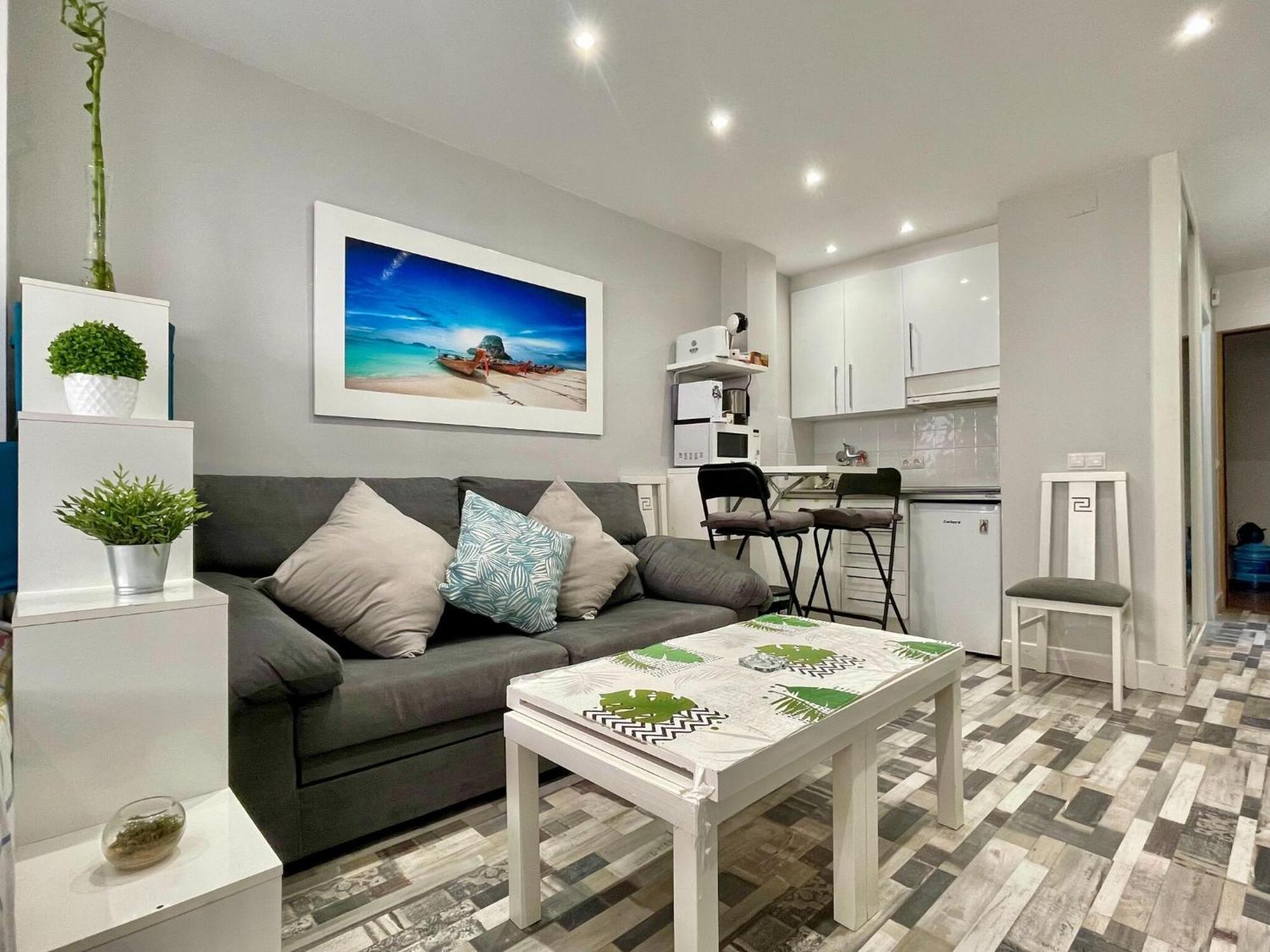 In Near Seabeach Apartment Torremolinos