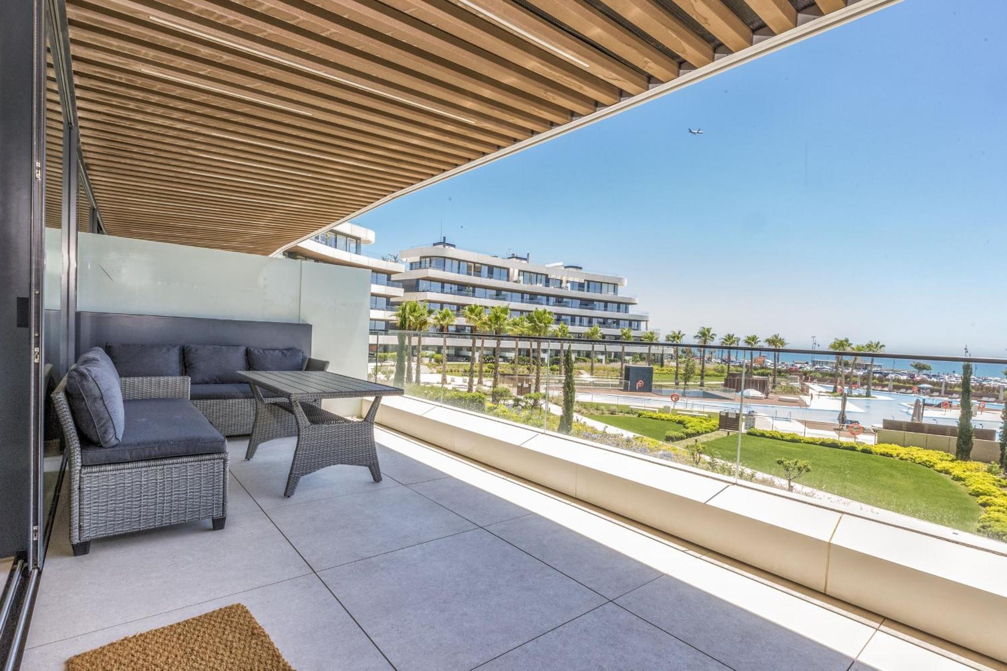 Apartamento Vivi Homes - Mali Pool, Jacuzzi, Garden, Gym & Sea View *
