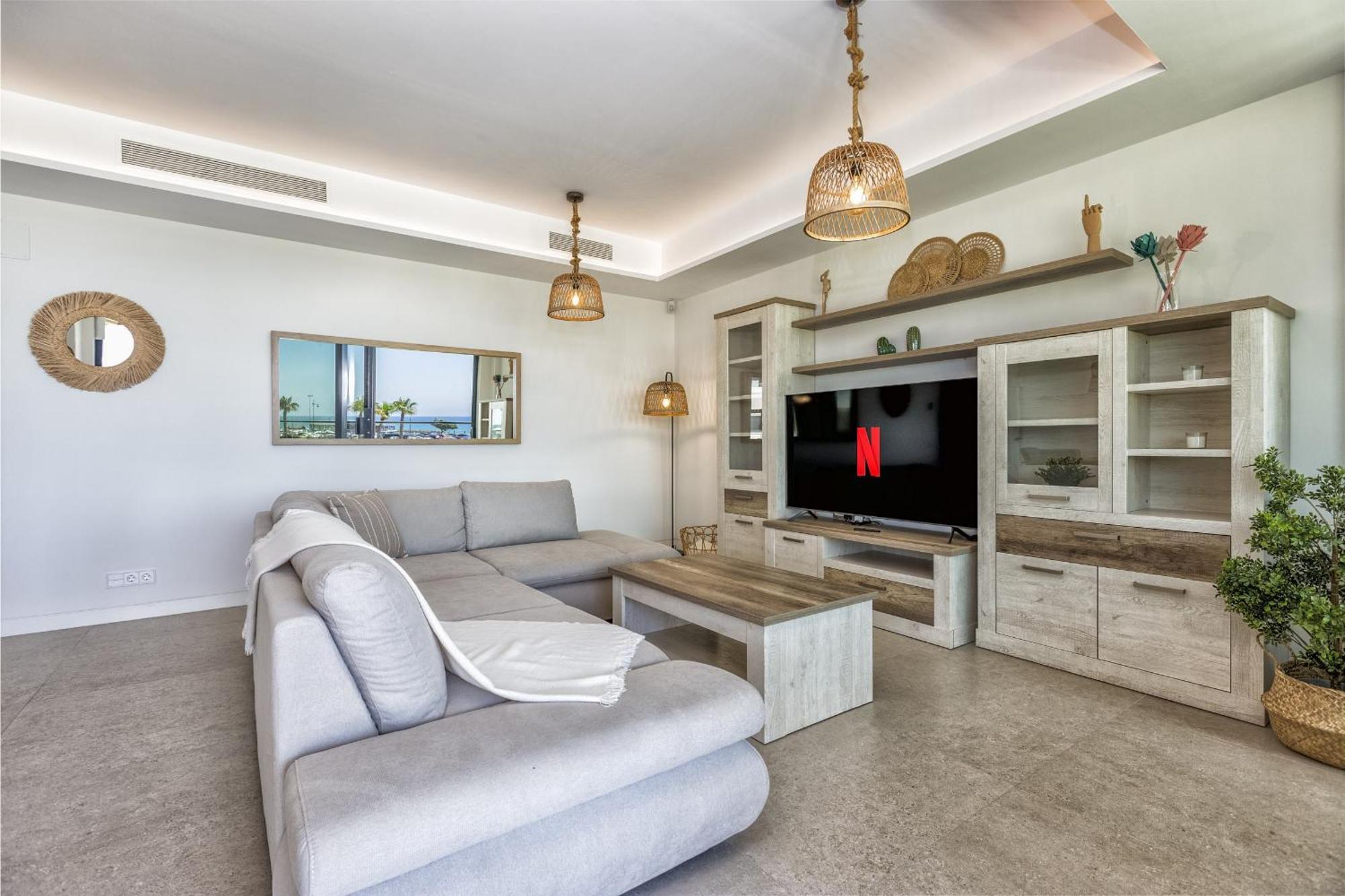 Apartamento Vivi Homes - Mali Pool, Jacuzzi, Garden, Gym & Sea View Torremolinos