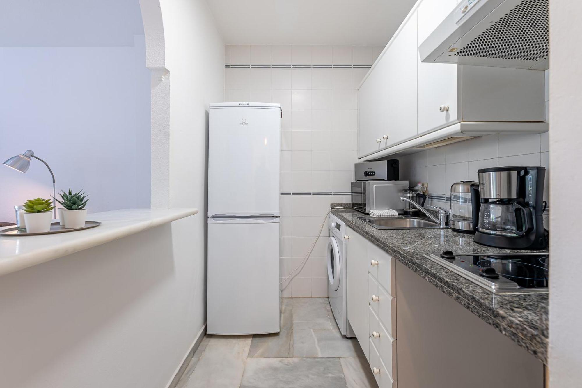 Carihuela With Pool And Free Parking 5 M Torremolinos