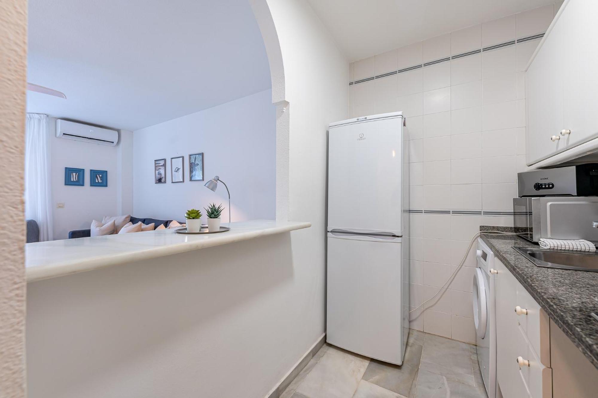 Carihuela With Pool And Free Parking 5 M Apartamento