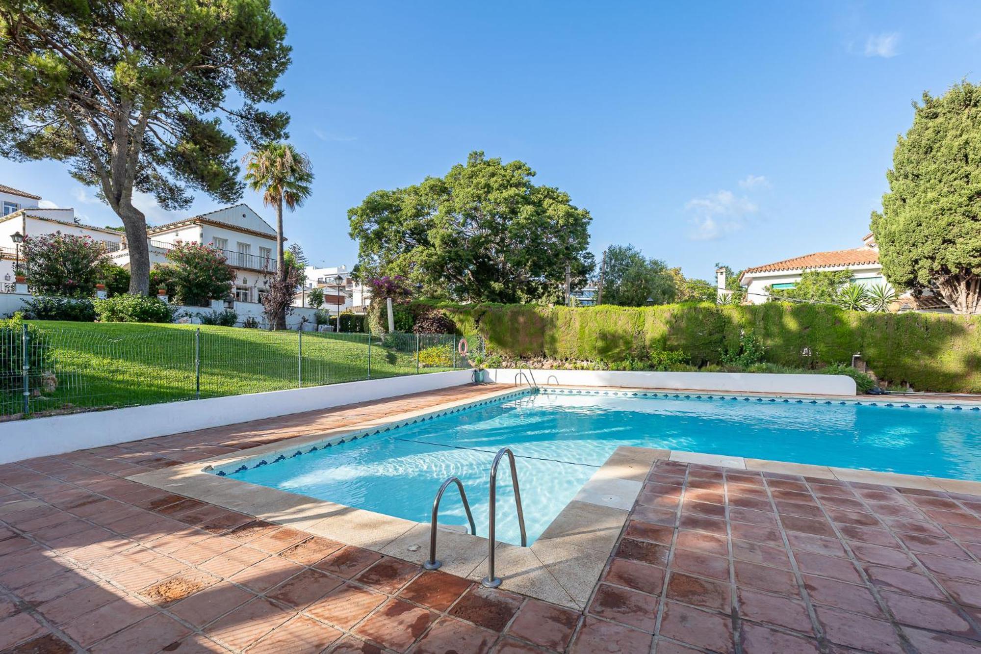 Carihuela With Pool And Free Parking 5 M *