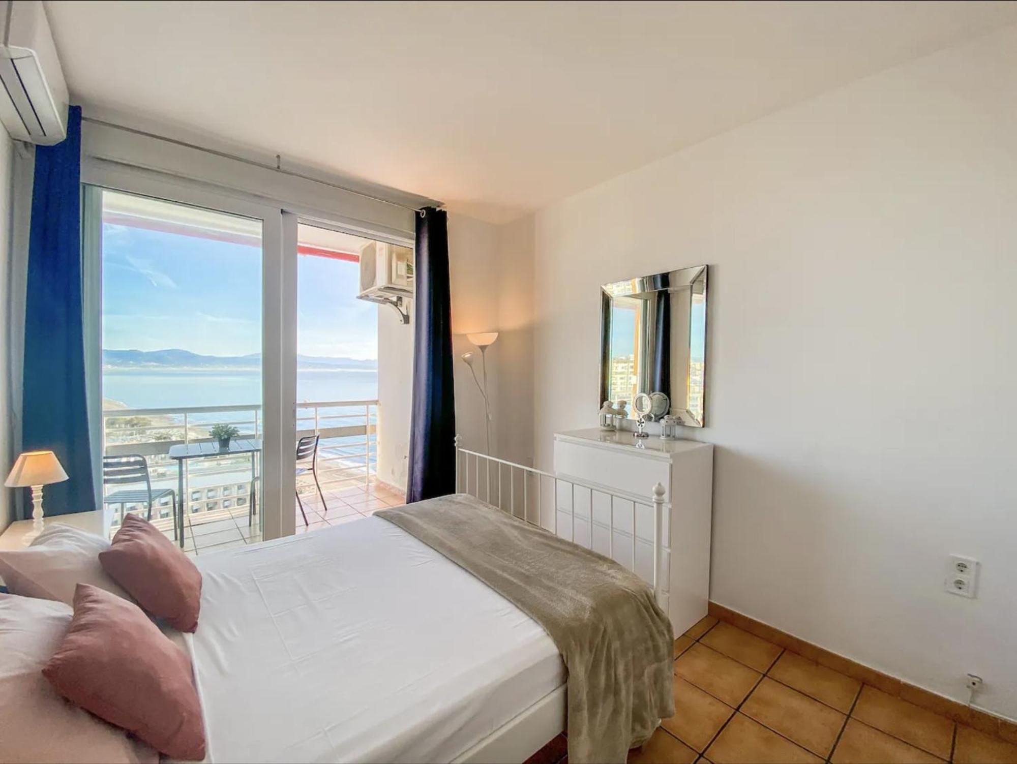 Apartamento Moderno Con Vistas Panorámicas