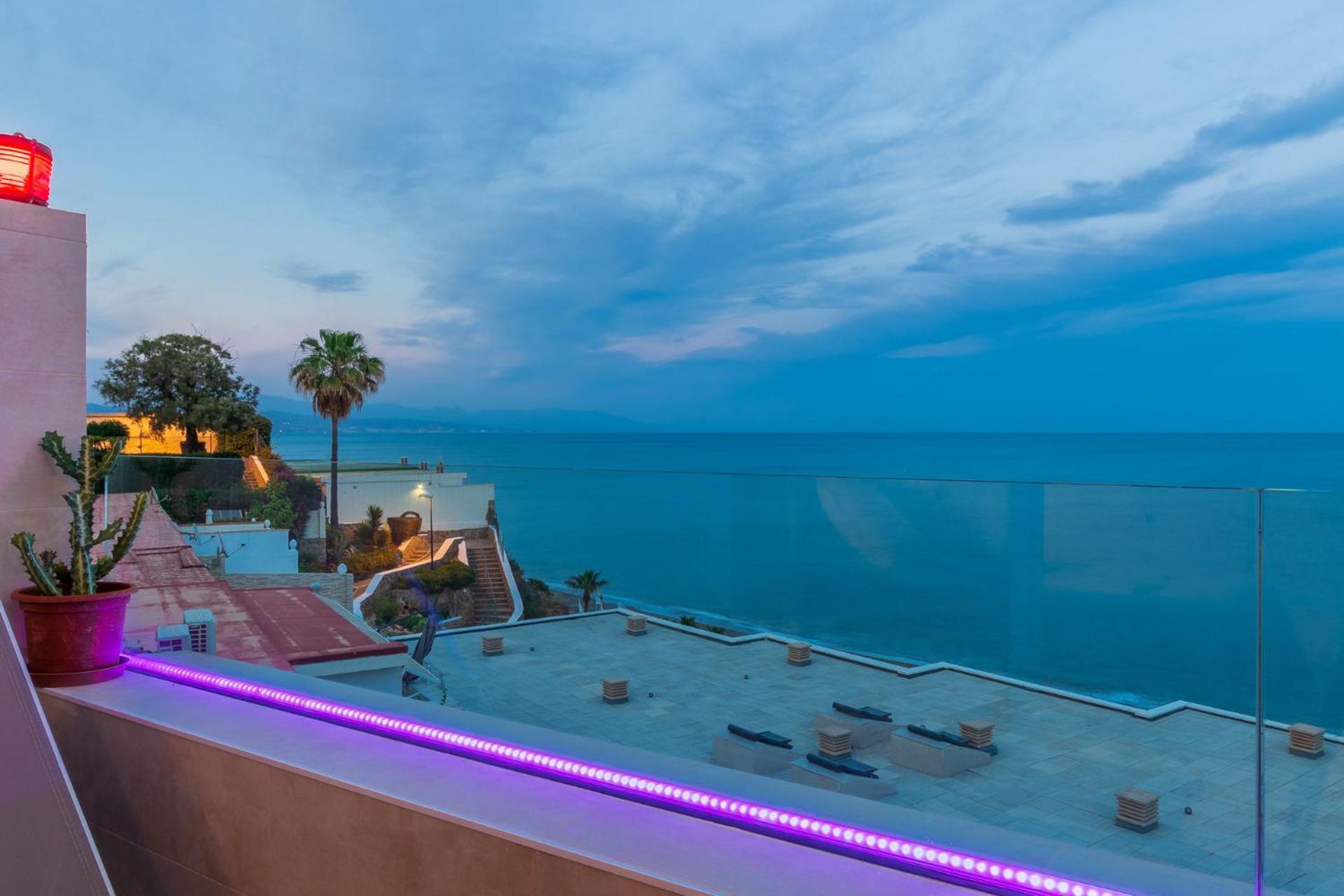 Increíble Terraza Vista Al Mar, Wifi Y Parking Apartamento Torremolinos