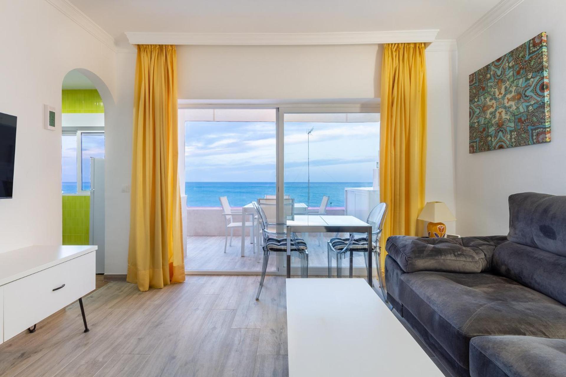 Apartamento Increíble Terraza Vista Al Mar, Wifi Y Parking
