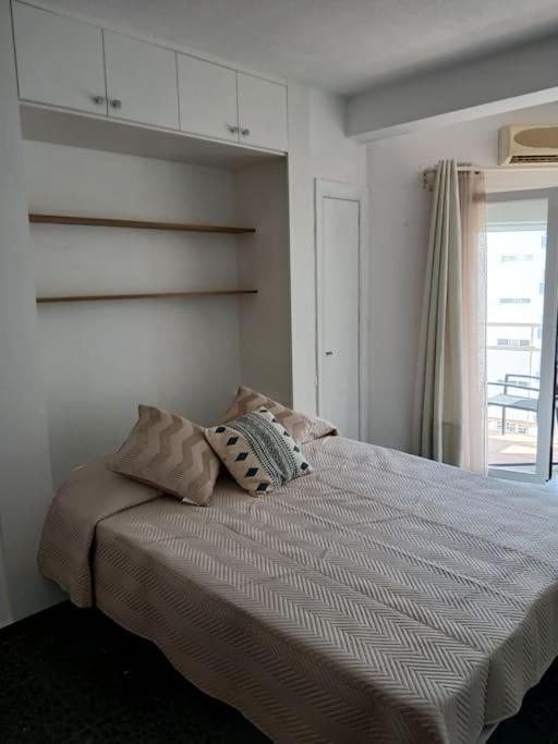 Apartamento Estudio En Primera Linea De Playa Torremolinos