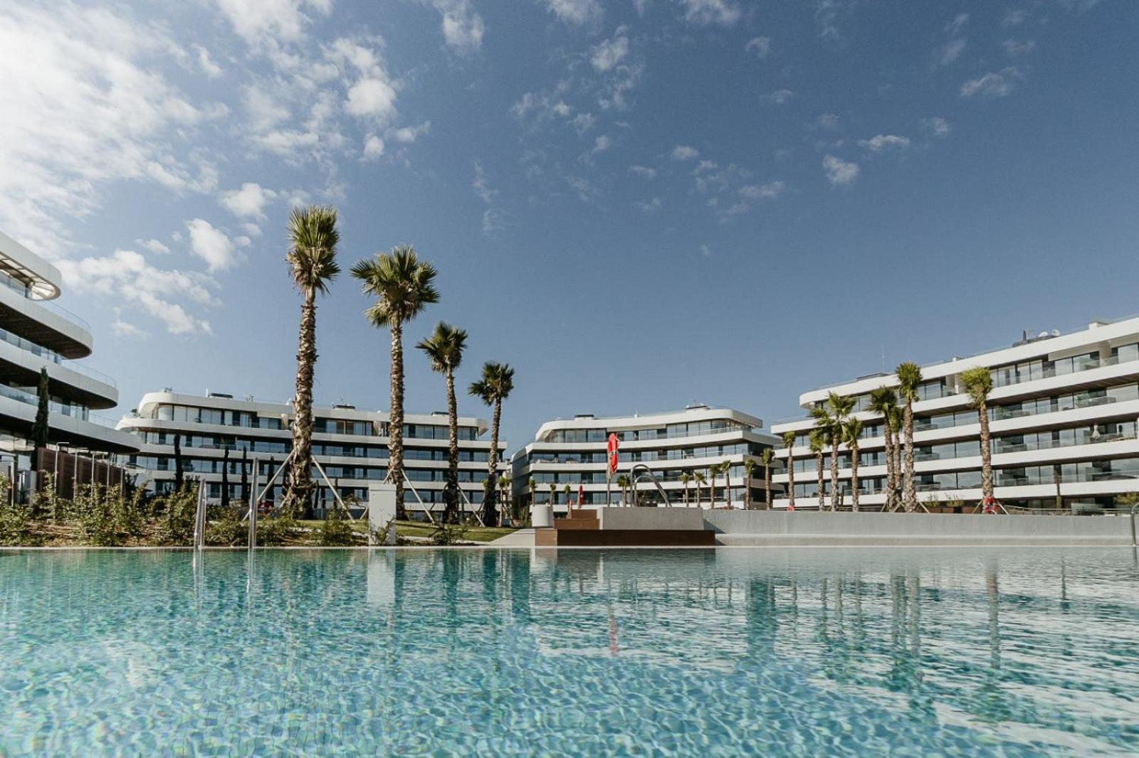 Vivi Homes - Mali Pool, Jacuzzi, Garden, Gym & Sea View Torremolinos