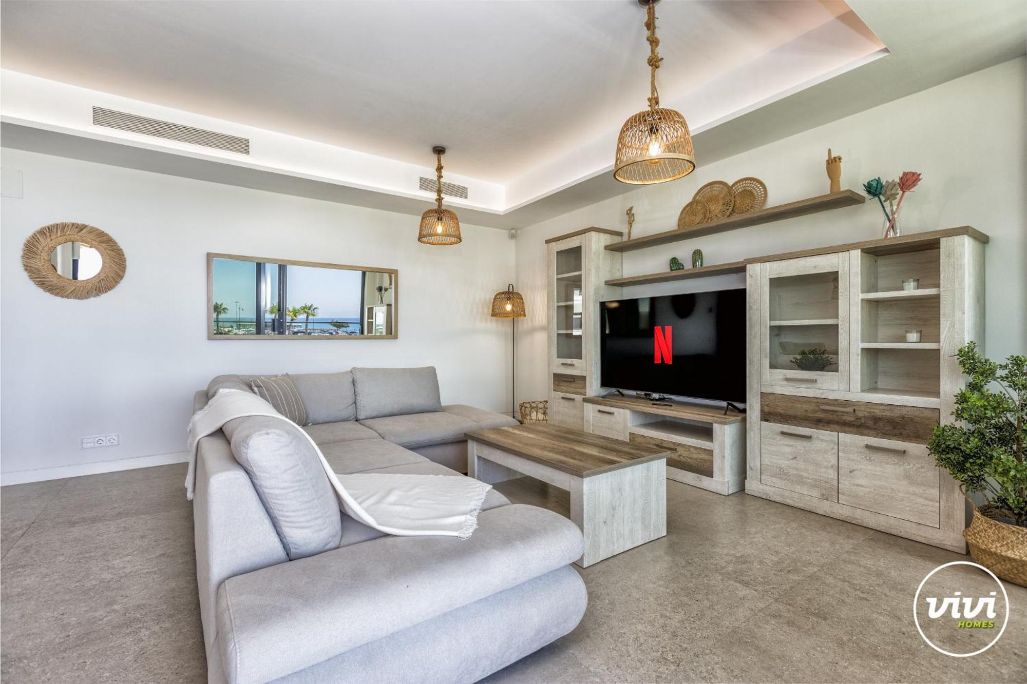 Apartamento Vivi Homes - Mali Pool, Jacuzzi, Garden, Gym & Sea View *