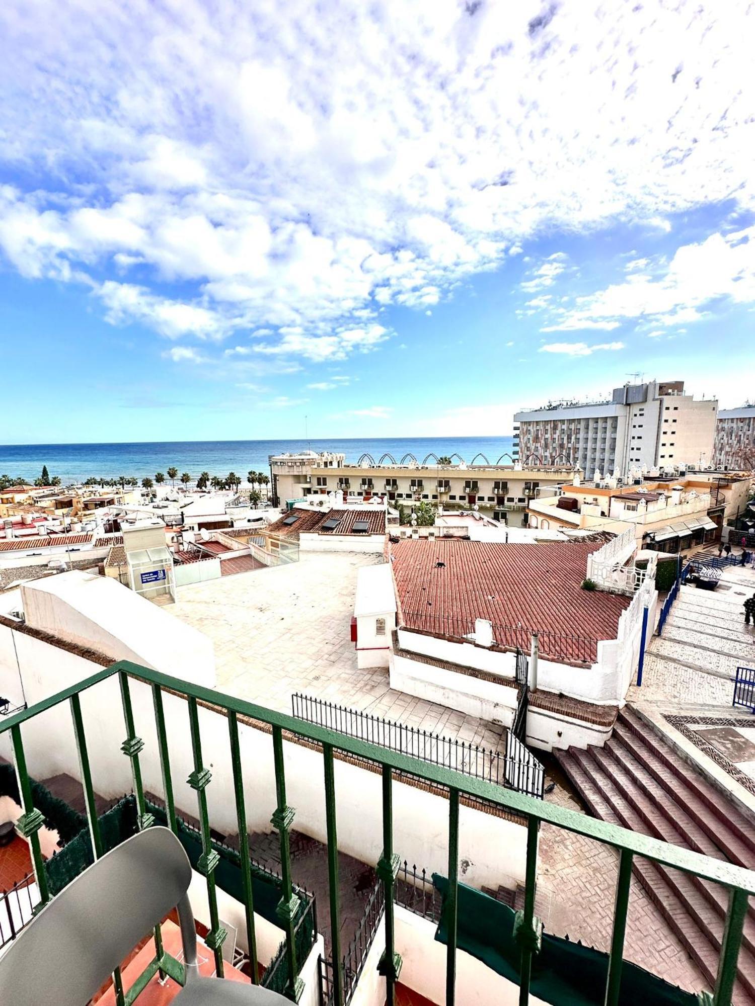 Apartamento Bajondillo Con Terraza