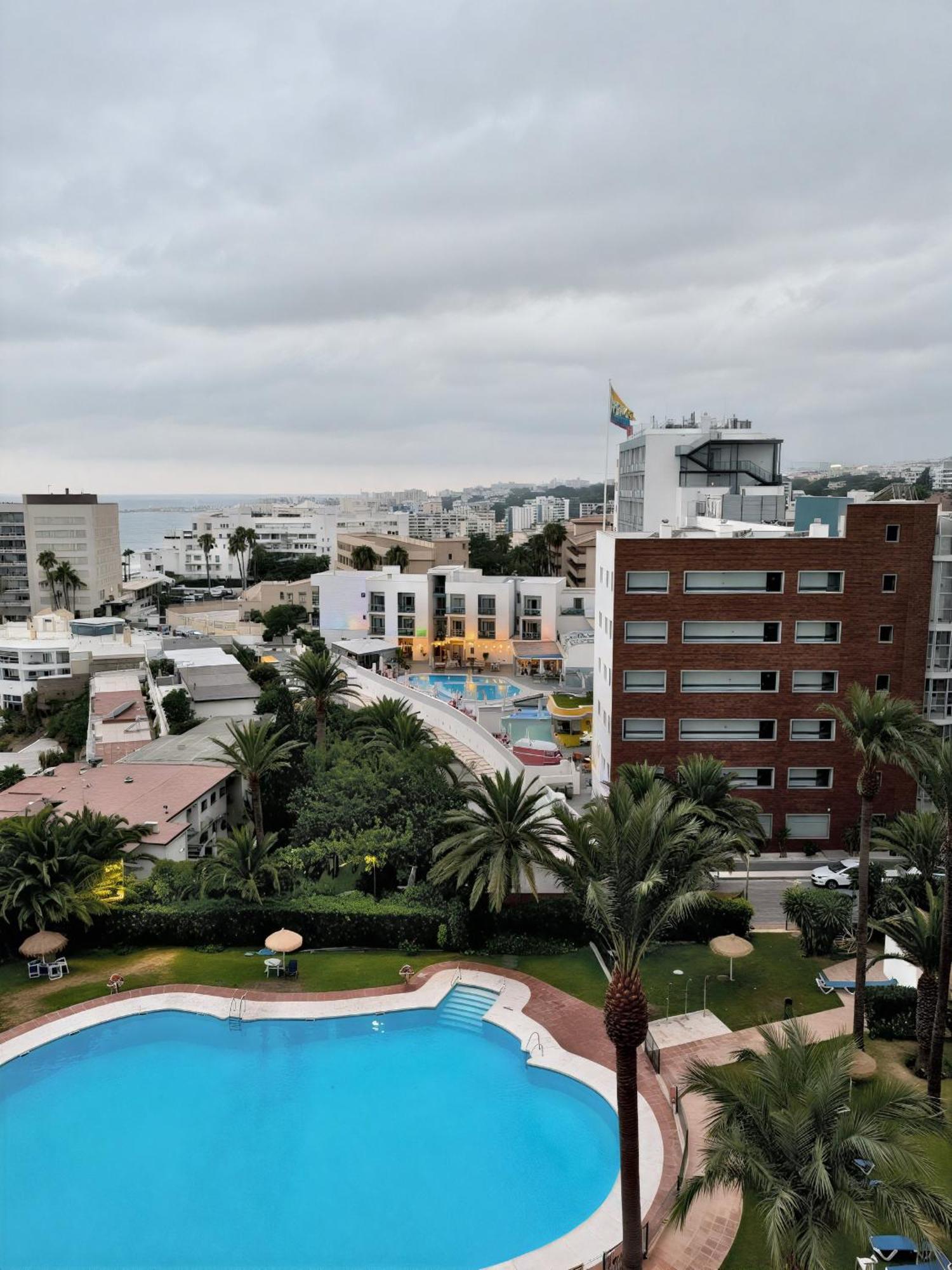 The - Torre La Roca Apartamento