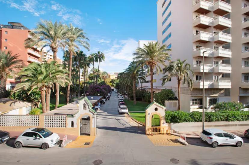 Bajondillo Apartamento *