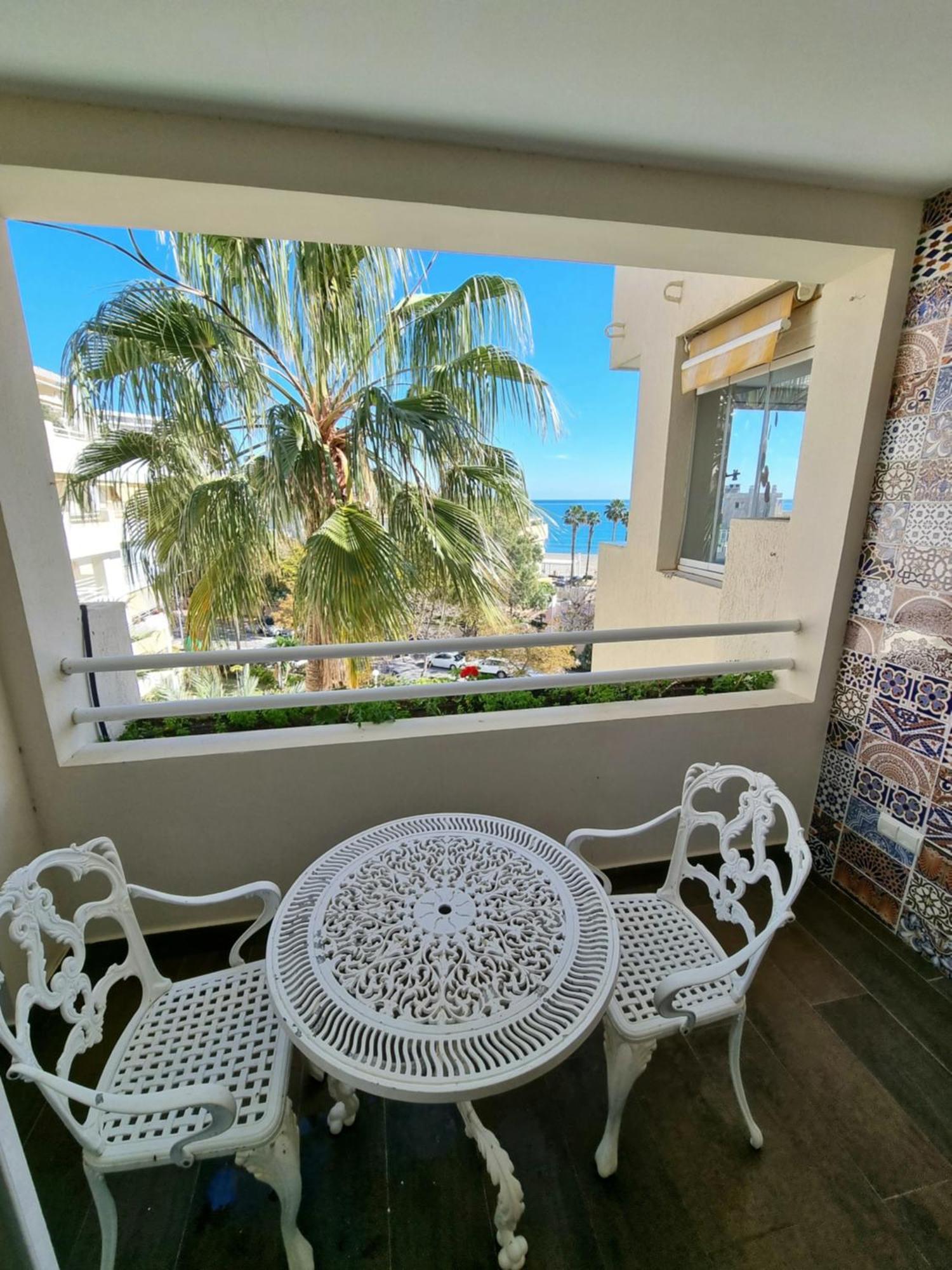 Apartamento Luxury 2 Bedrooms In La Carihuela 20 Meters In From Of