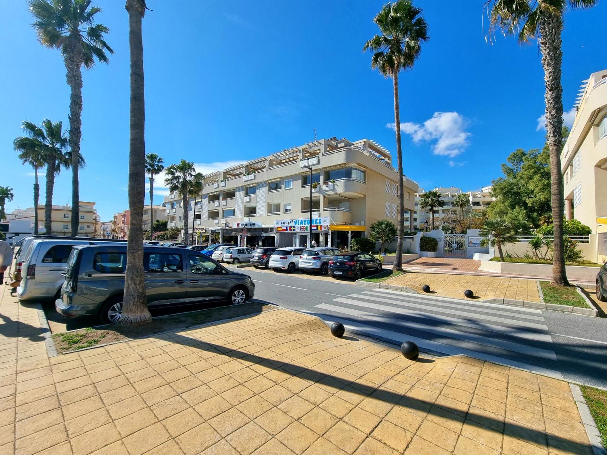 Luxury 2 Bedrooms In La Carihuela 20 Meters In From Of Apartamento Torremolinos
