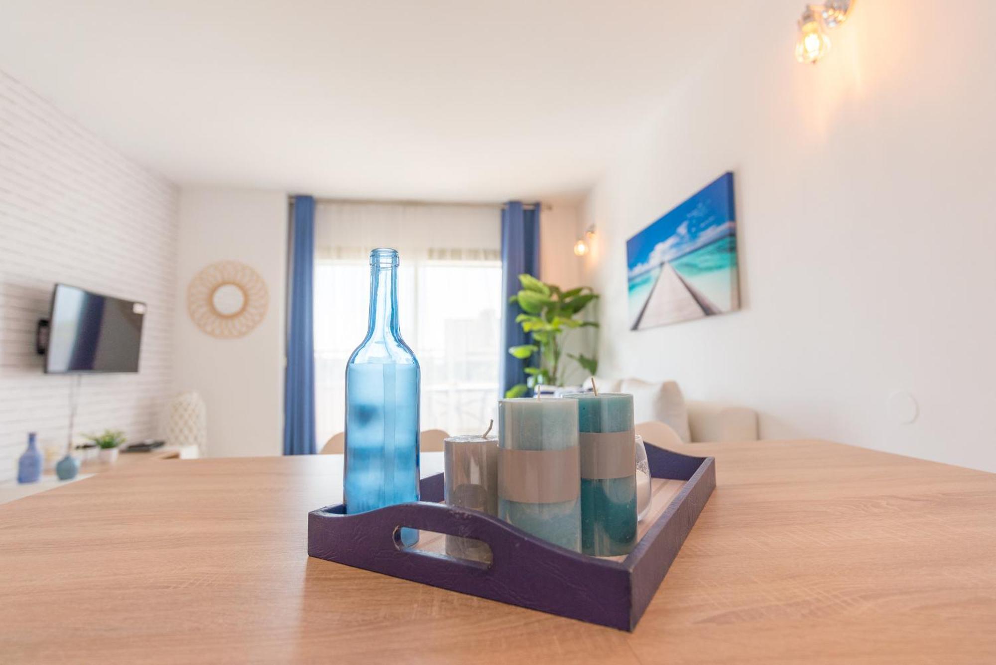 Hill With Terrace, Parking, Pool & Paddle Court Torremolinos