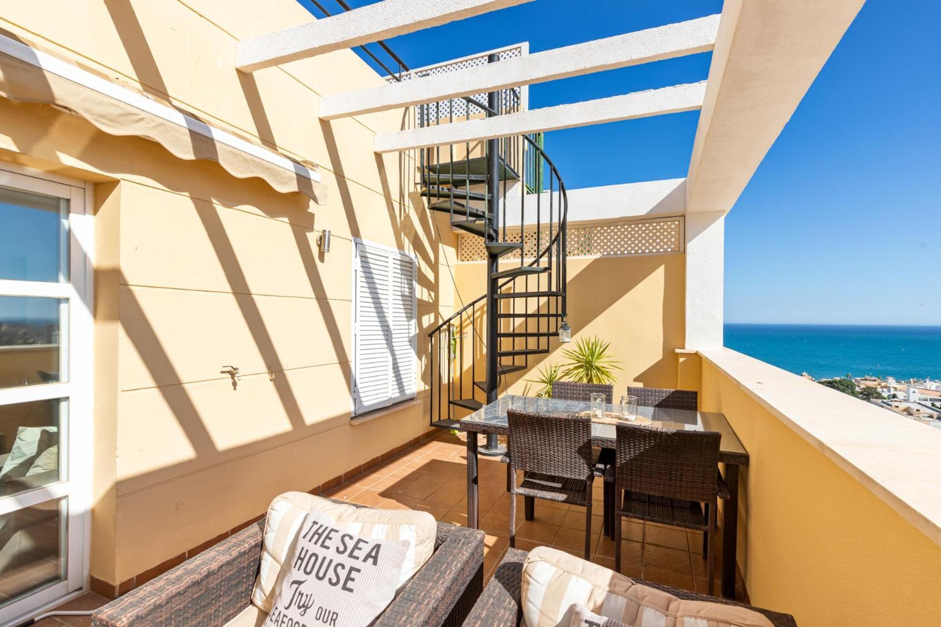 Seaview Terrace In By Costarentals - Ref 233