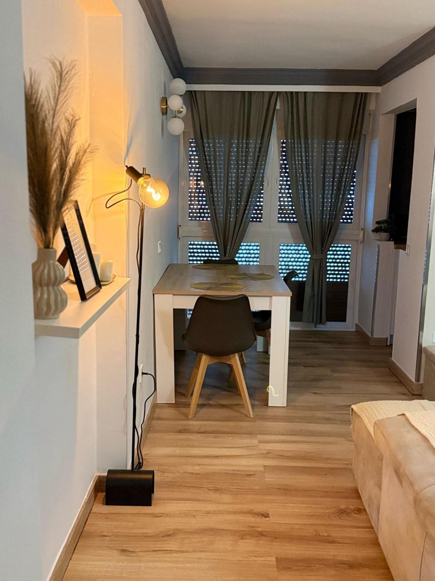 Apartamento Amplio Piso En El Corazon De Torremolinos