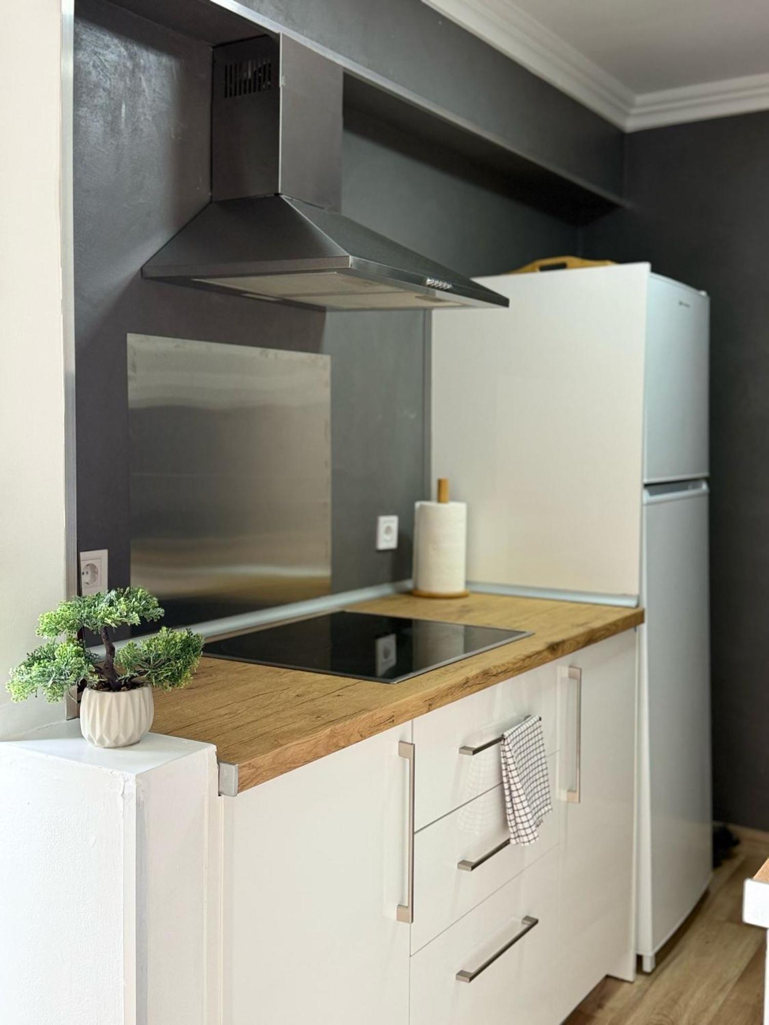Apartamento Amplio Piso En El Corazon De Torremolinos