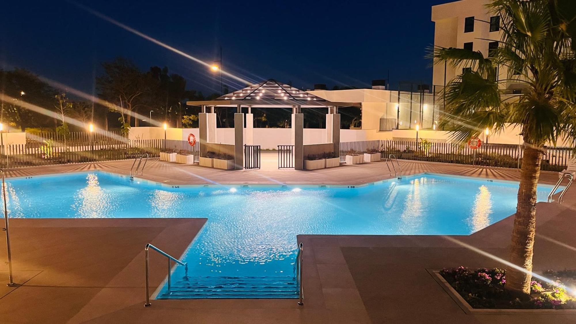 Luxury Alamos Garden Con Parking Apartamento