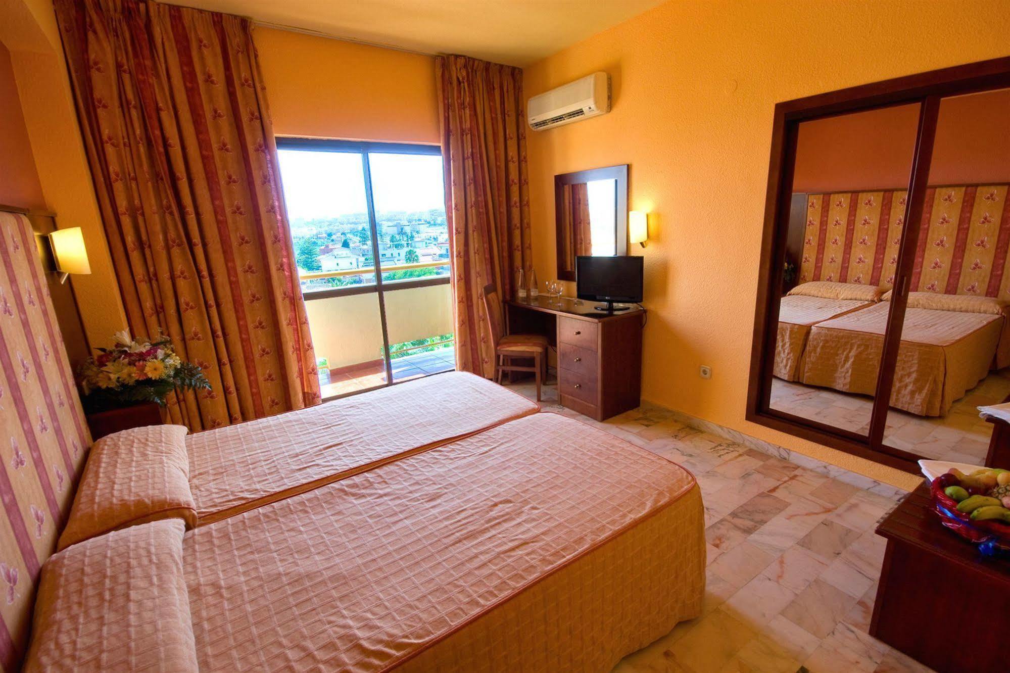 Bluesea Costa Serena 3* Torremolinos