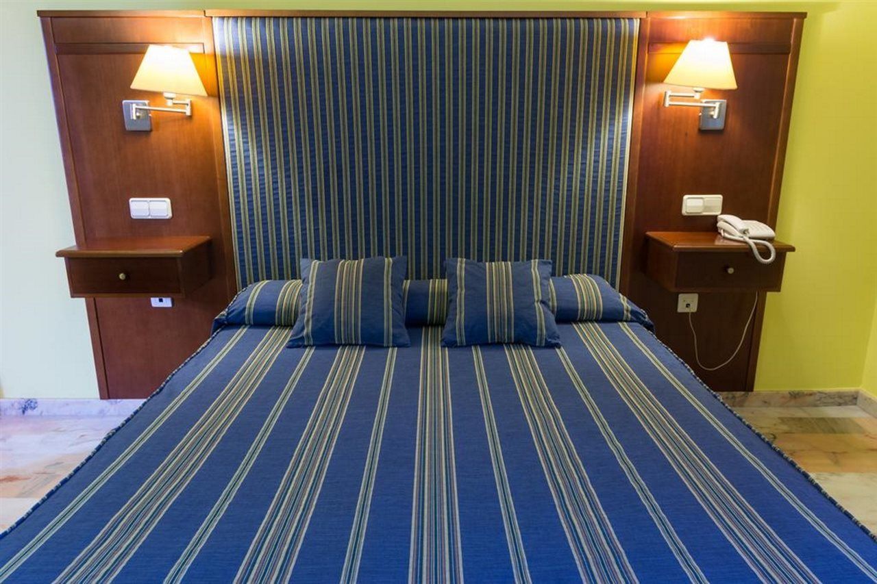 Hotel Bluesea Costa Serena 3*