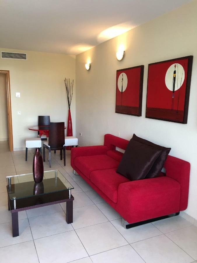 Olas Holidays Apartamento *
