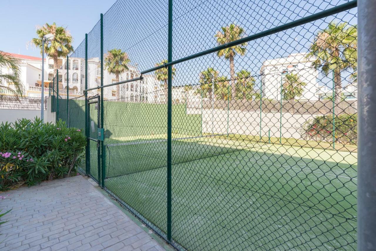 Hill With Terrace, Parking, Pool & Paddle Court Torremolinos