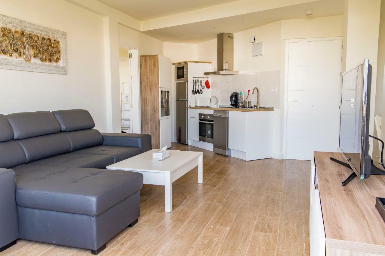 Apartment New Near The & Train Station In Club Playa Flores