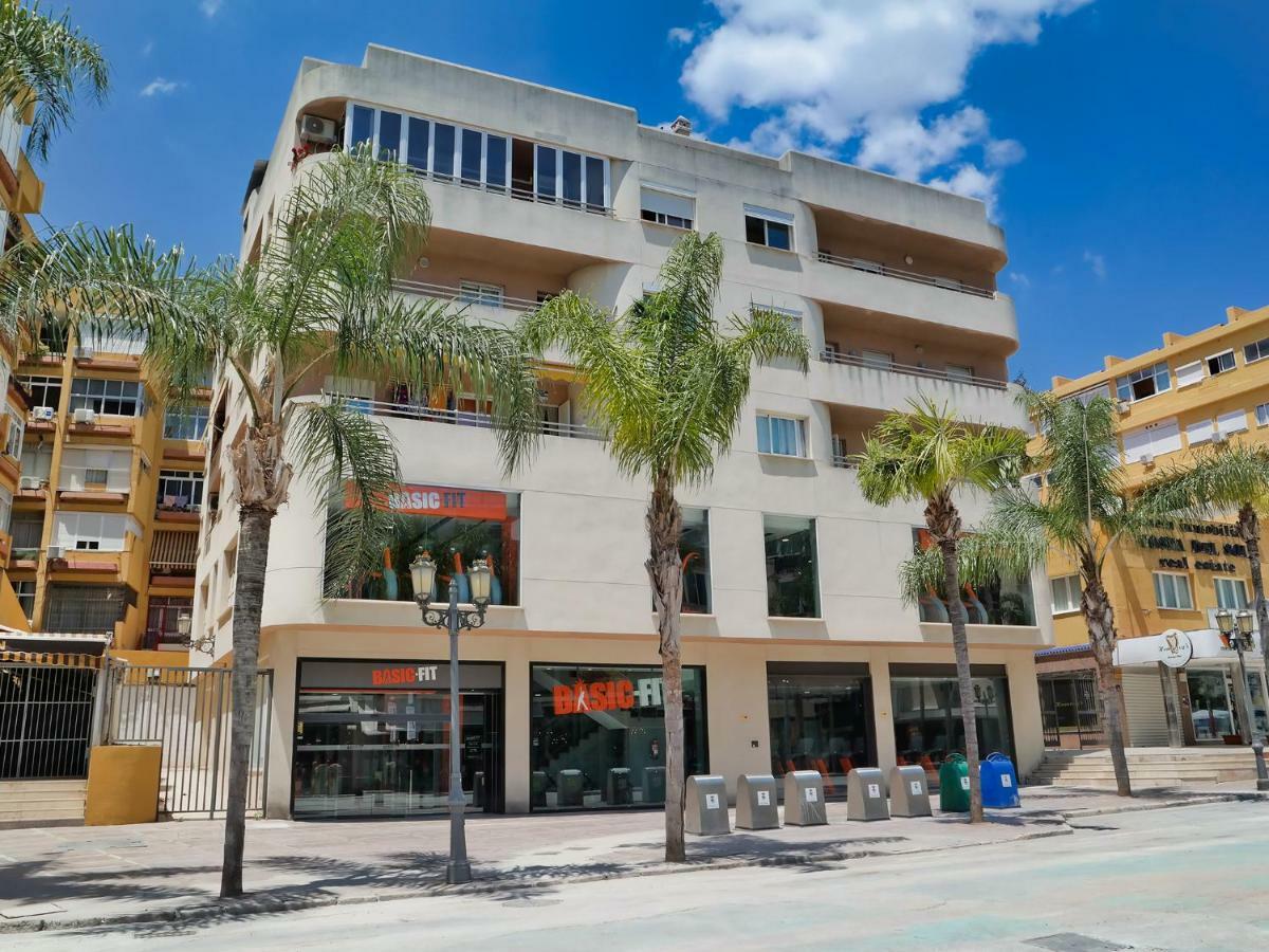 Lux By Namaste Elite Apartment