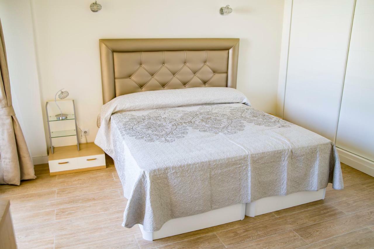Apartment New Near The & Train Station In Club Playa Flores