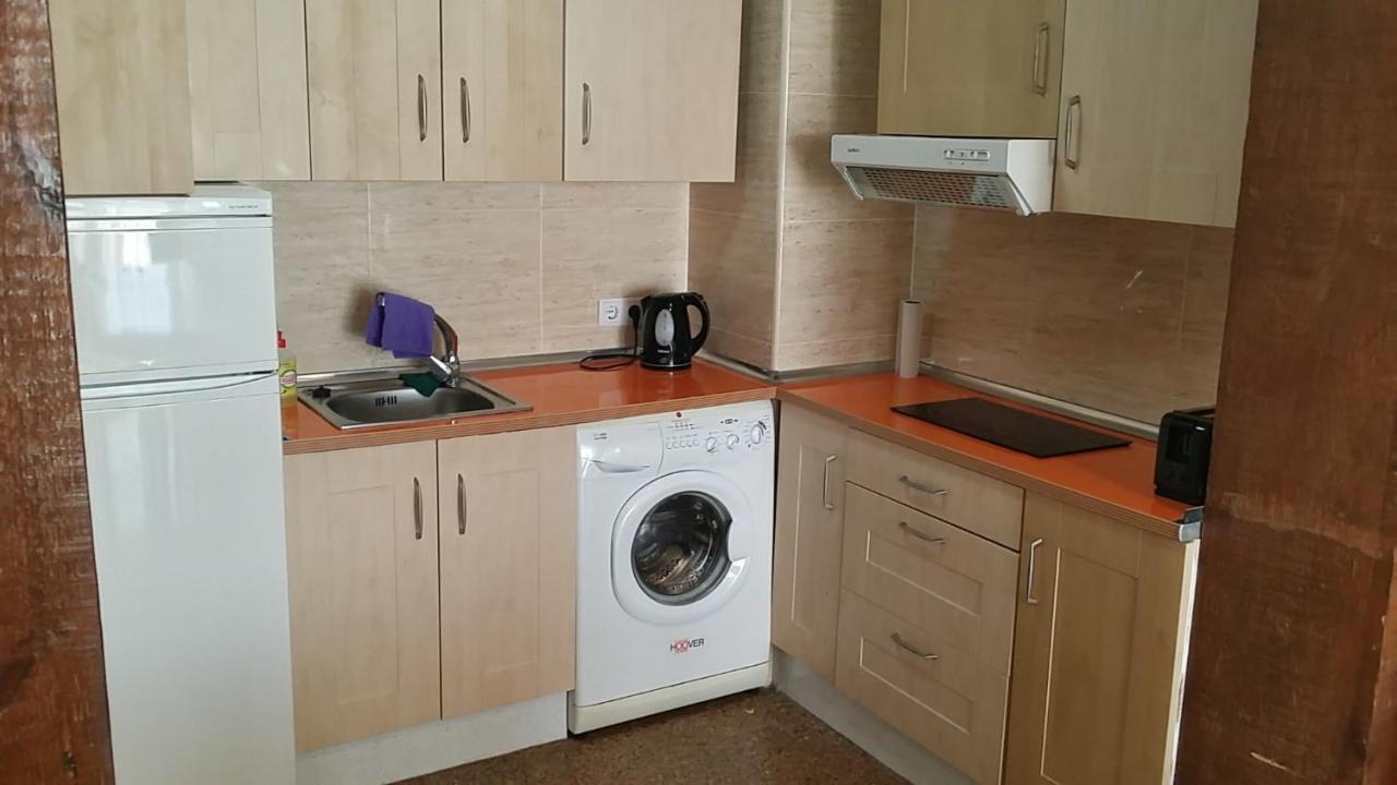 Seaside Vista Apartment: Retreat Apartment Torremolinos