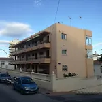 Carihuela, Aptm. M.Cristina