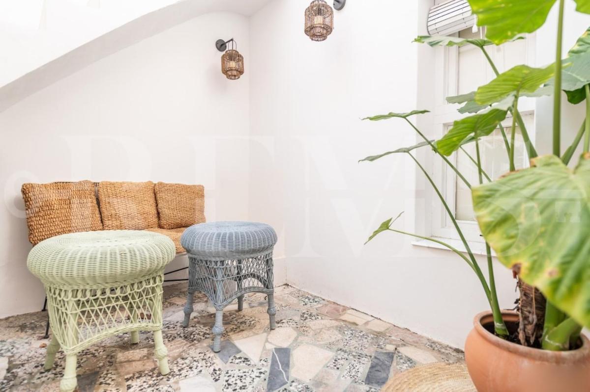 Charming House With Rooftop Terrace By Rems * Torremolinos