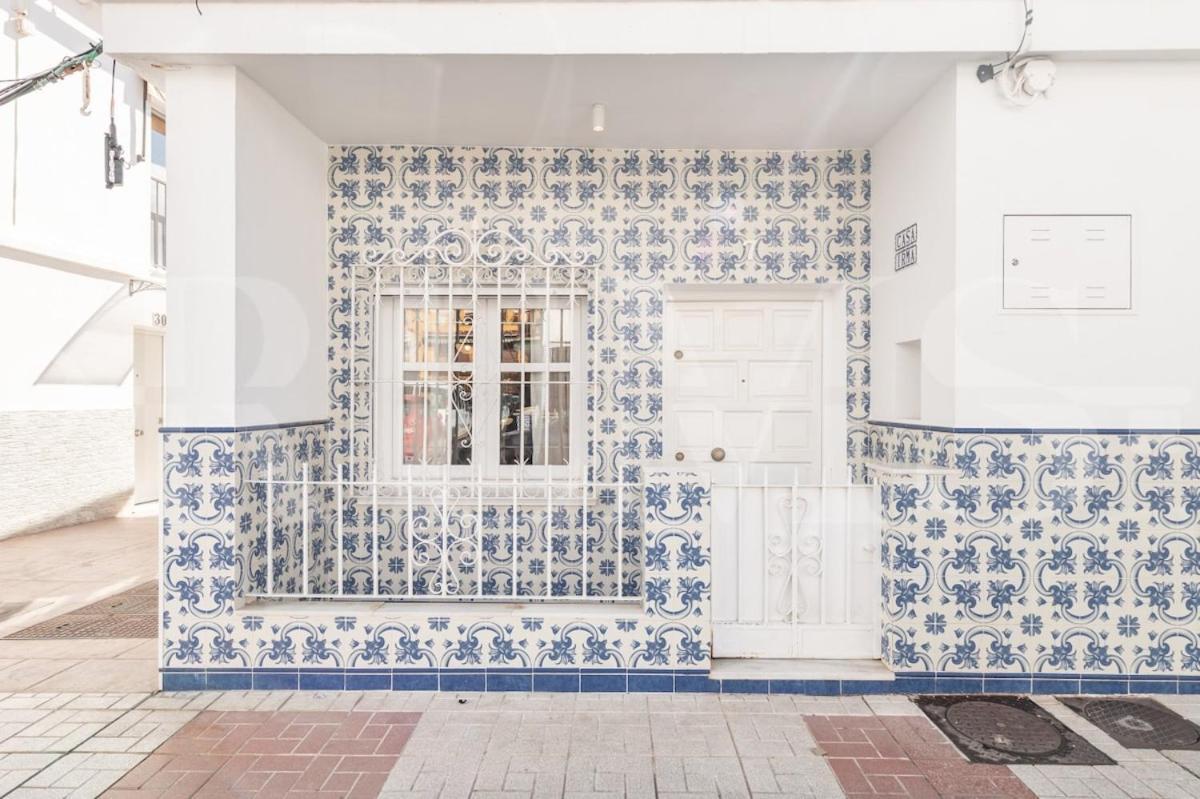 Сasa de vacaciones Charming House With Rooftop Terrace By Rems *