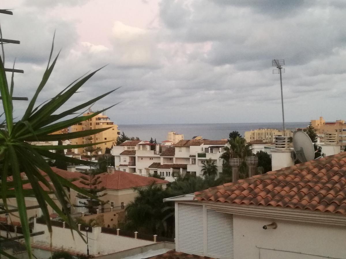 Carihuela, Aptm. M.cristina Torremolinos