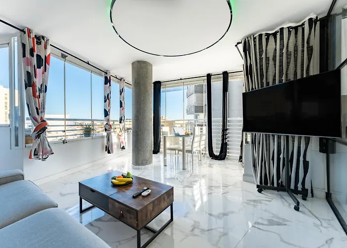 Ct 352 - Faro\'S Torremolinos City Towers 1 - Walking Distance To Everything