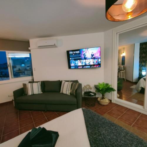 Avenida Palma De Mallorca Center With Sea Views By Namaste Elite Torremolinos