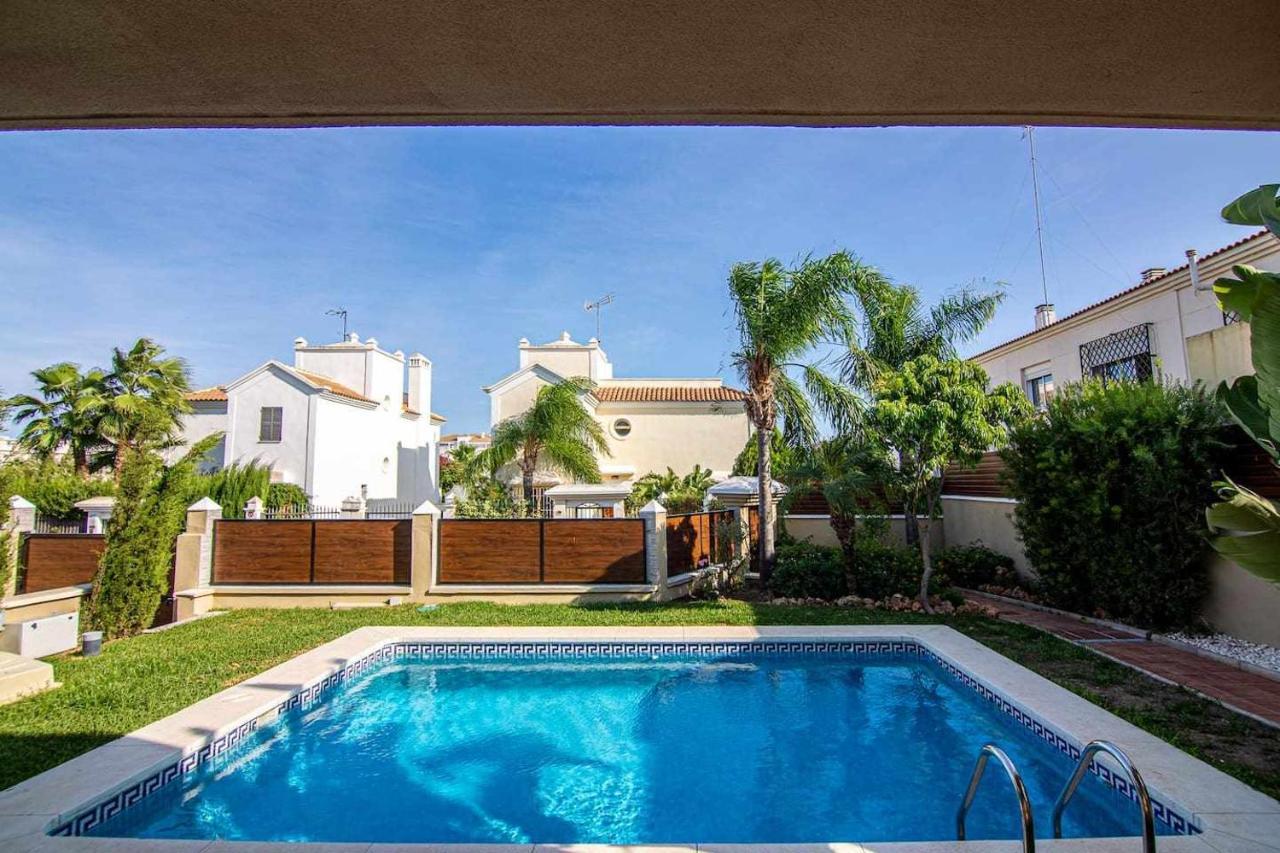 Modern With Parking And Private Pool Torremolinos